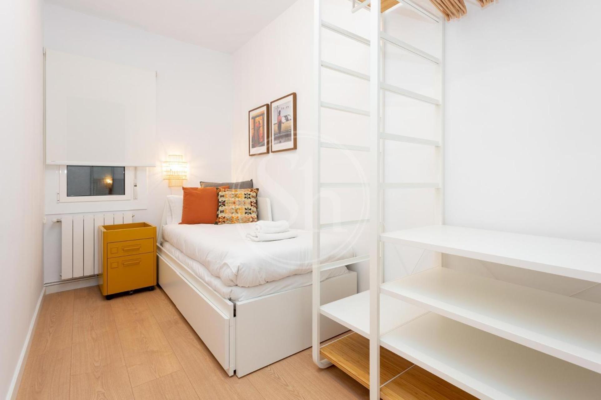 Apartamento Familiar Junto A Hospital Clinic *
