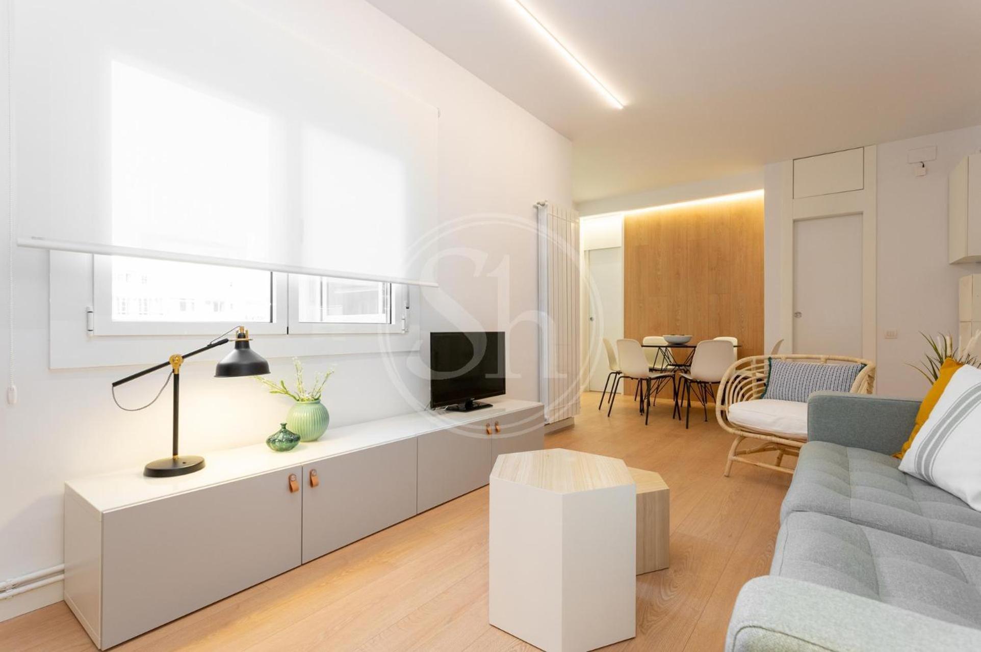 Familiar Junto A Hospital Clinic Apartamento Barcelona