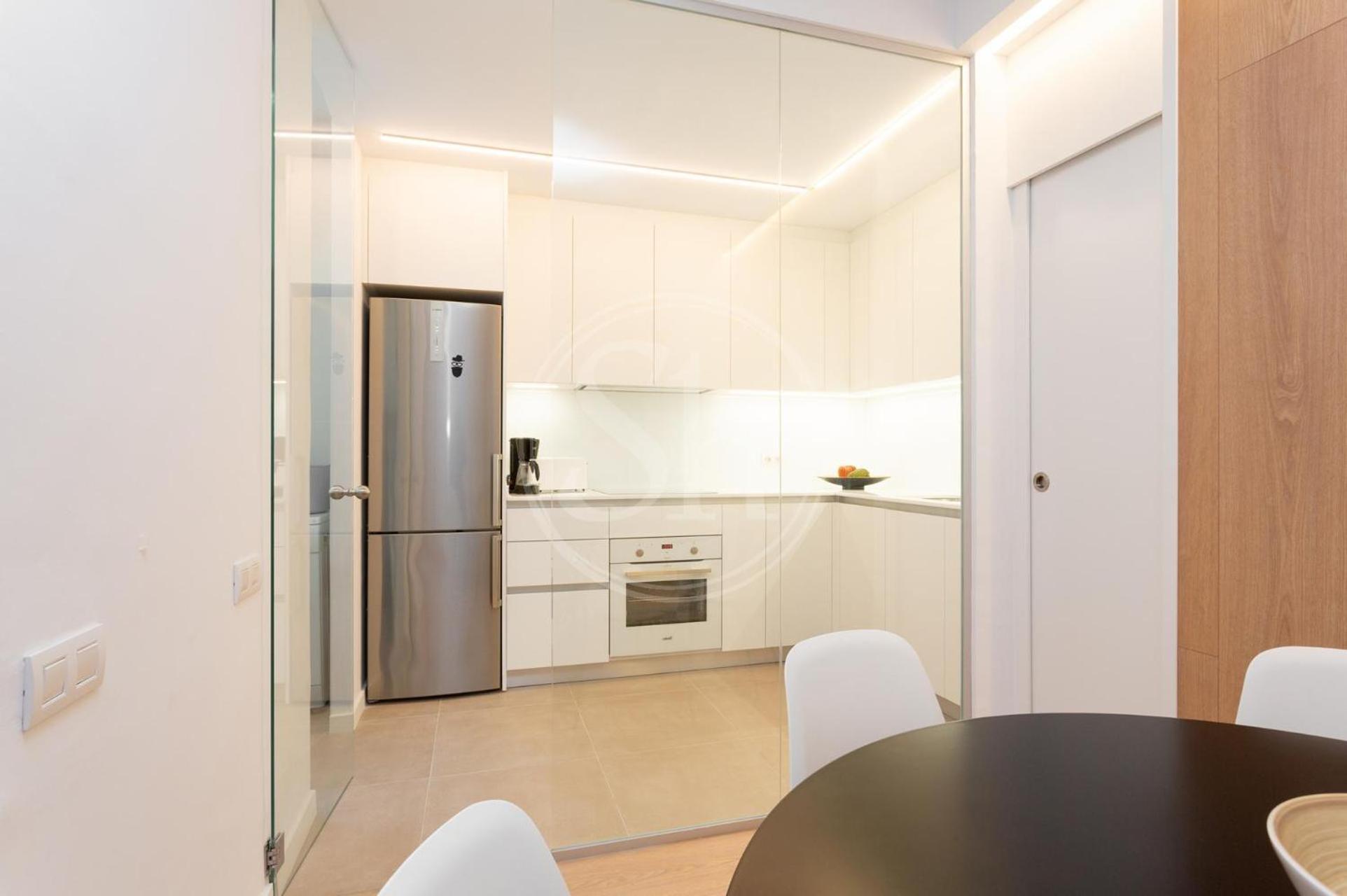 Apartamento Familiar Junto A Hospital Clinic *